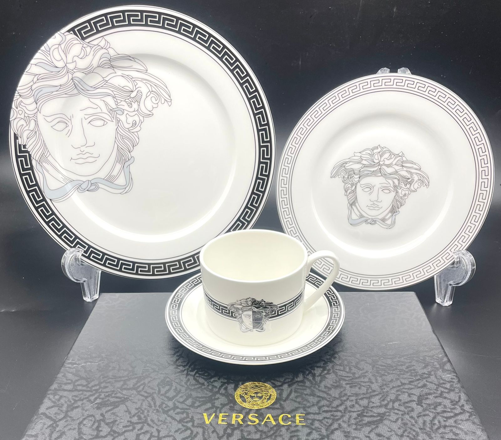 New Arrival Versace set of 3 pieces